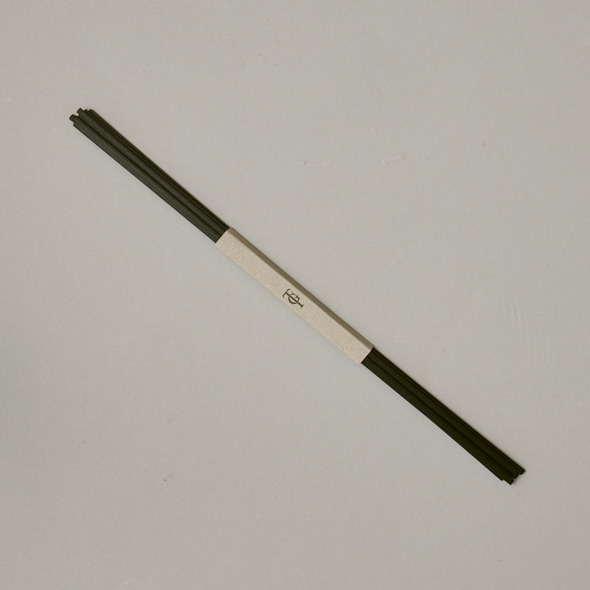 Small Black Bundle of 6 Fibre Reeds 37cm DS3-1A